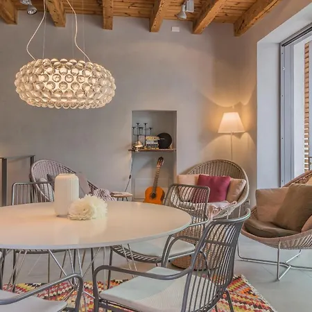 アパート Casa Stella ヴァレンナ