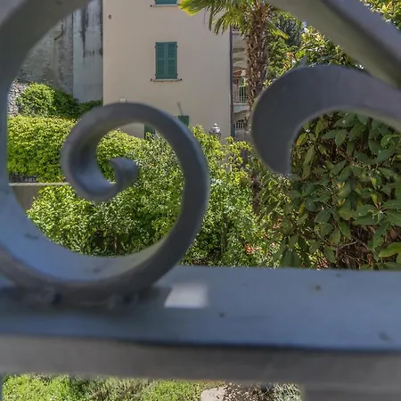 Casa Stella ヴァレンナ