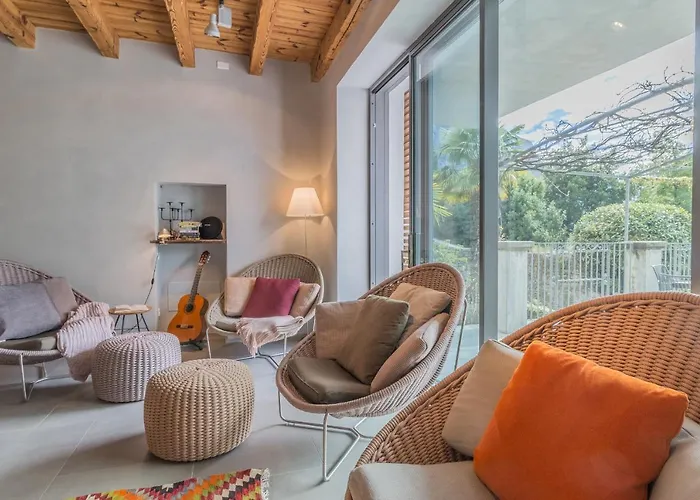 Casa Stella فارينا